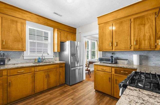 26 Alberta Avenue, Charleston, SC 29403