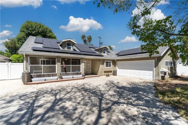 8621 Keokuk, Winnetka, CA 91306
