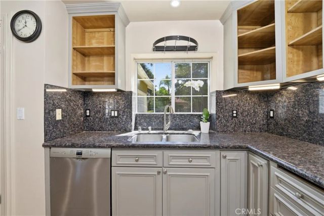 8621 Keokuk, Winnetka, CA 91306