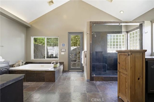 8621 Keokuk, Winnetka, CA 91306