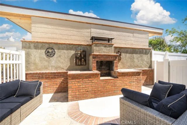 8621 Keokuk, Winnetka, CA 91306