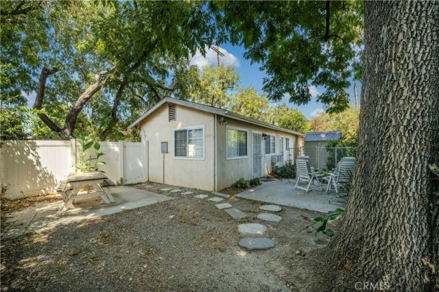 8621 Keokuk, Winnetka, CA 91306