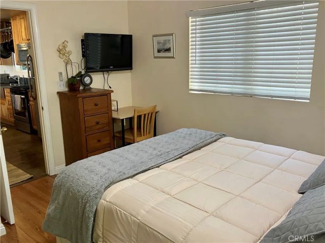 8621 Keokuk, Winnetka, CA 91306