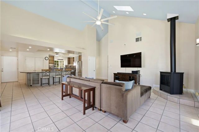 8621 Keokuk, Winnetka, CA 91306