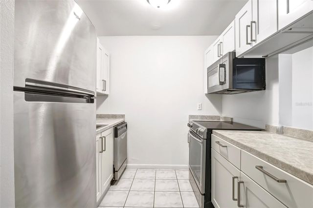 3236 S SEMORAN BOULEVARD 22, Orlando, FL 32822