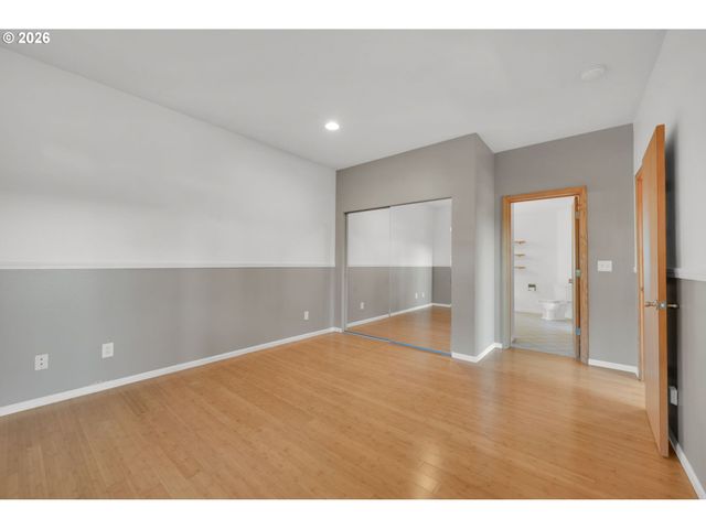 952 SUMMIT Blvd, Springfield, OR 97477