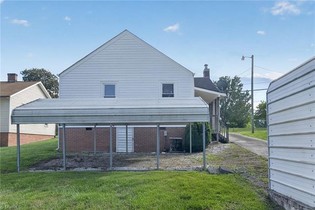 544 Austin Traphill Road, Elkin, NC 28621