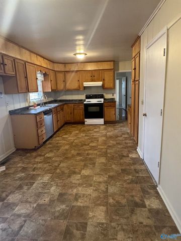 2005 Rosewood Drive, Huntsville, AL 35810