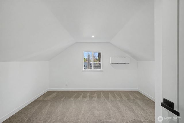 8844 16th Avenue SW, Seattle, WA 98106