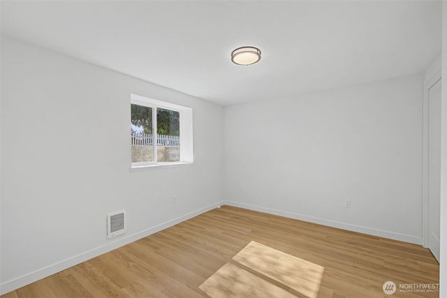 8844 16th Avenue SW, Seattle, WA 98106