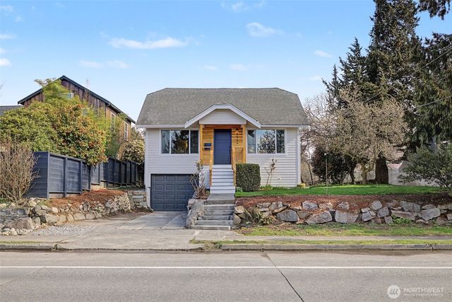 8844 16th Avenue SW, Seattle, WA 98106