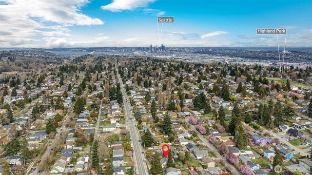 8844 16th Avenue SW, Seattle, WA 98106