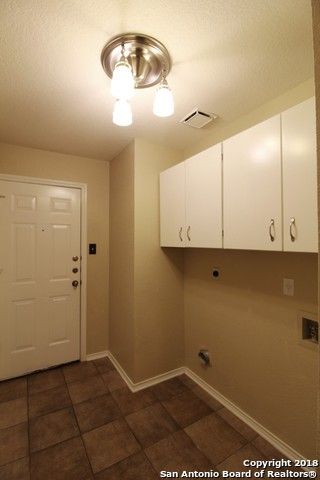 3326 MINERAL CRK, San Antonio, TX 78259