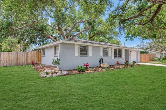 361 FALKLAND ROAD, Venice, FL 34293