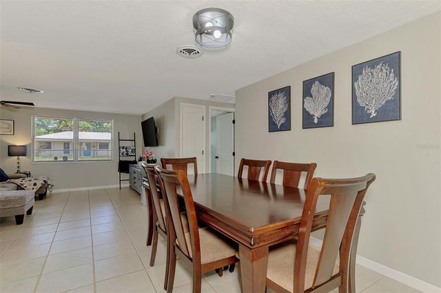 361 FALKLAND ROAD, Venice, FL 34293