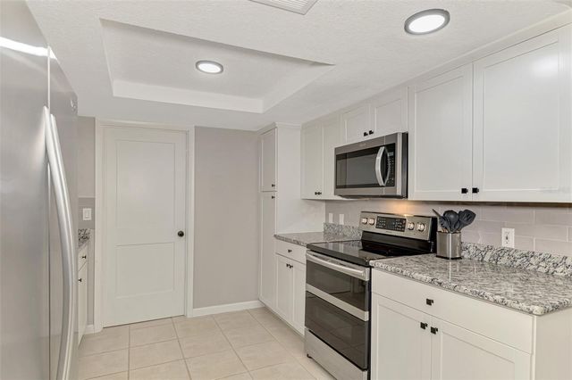 361 FALKLAND ROAD, Venice, FL 34293