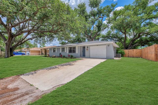 361 FALKLAND ROAD, Venice, FL 34293