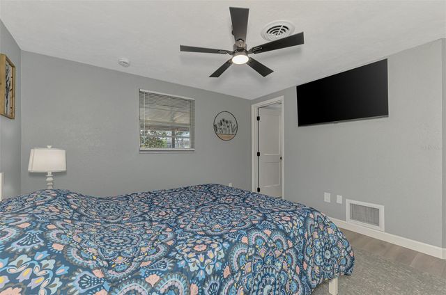 361 FALKLAND ROAD, Venice, FL 34293