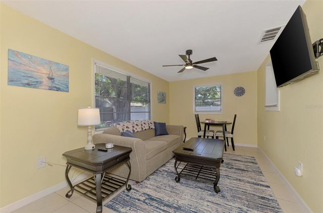 361 FALKLAND ROAD, Venice, FL 34293