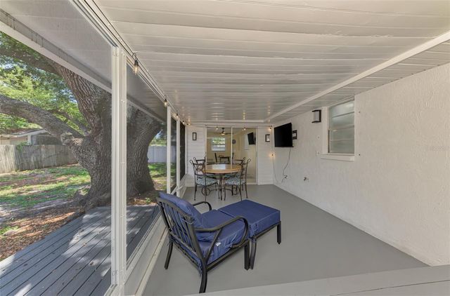 361 FALKLAND ROAD, Venice, FL 34293