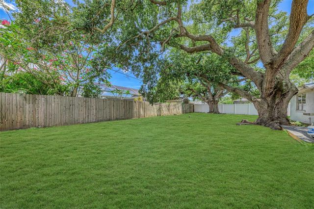 361 FALKLAND ROAD, Venice, FL 34293