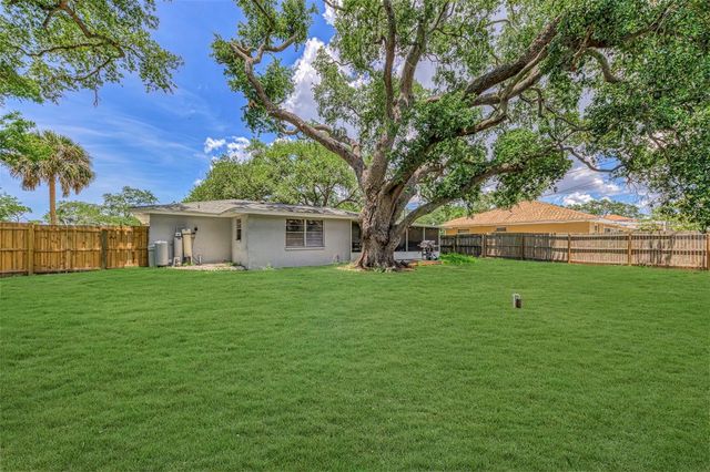 361 FALKLAND ROAD, Venice, FL 34293