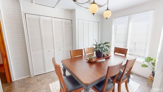 425 E Dodds Street, Bloomington, IN 47401