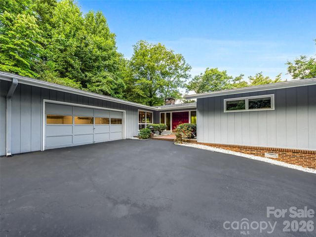 252 Middlemount Road, Pisgah Forest, NC 28768