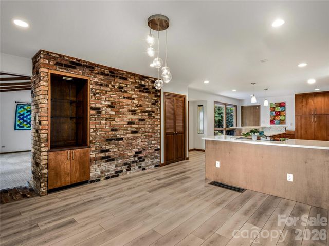 252 Middlemount Road, Pisgah Forest, NC 28768