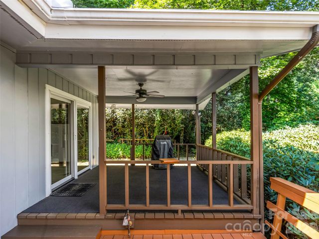 252 Middlemount Road, Pisgah Forest, NC 28768