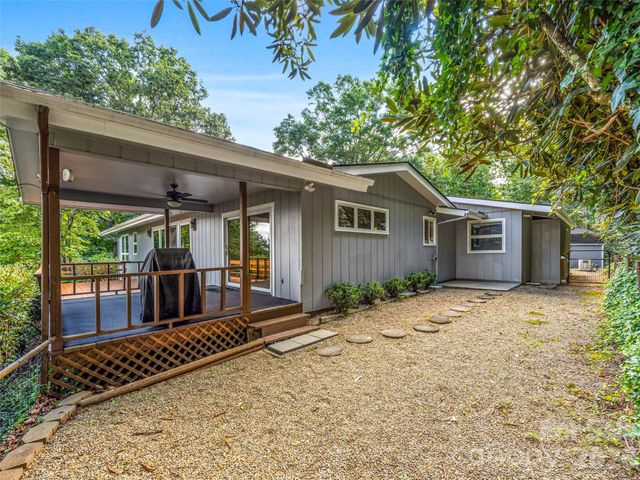 252 Middlemount Road, Pisgah Forest, NC 28768