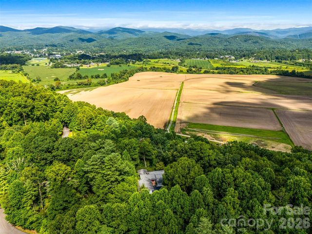 252 Middlemount Road, Pisgah Forest, NC 28768