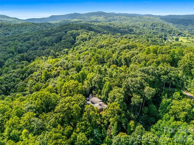 252 Middlemount Road, Pisgah Forest, NC 28768