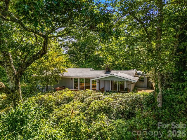 252 Middlemount Road, Pisgah Forest, NC 28768