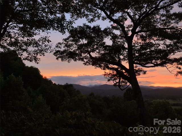 252 Middlemount Road, Pisgah Forest, NC 28768