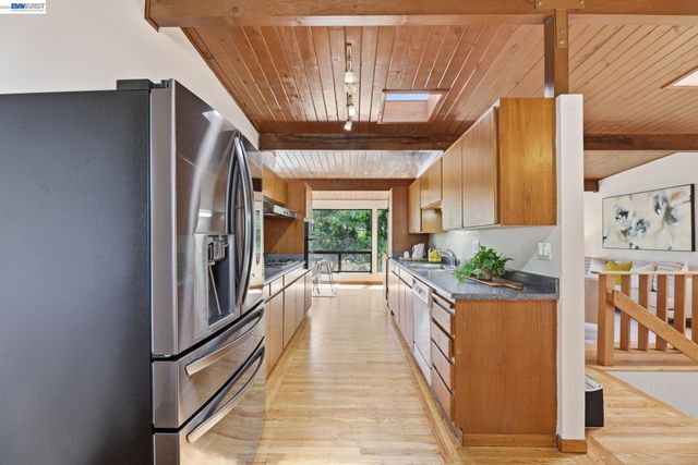 1649 Julian Dr, El Cerrito, CA 94530