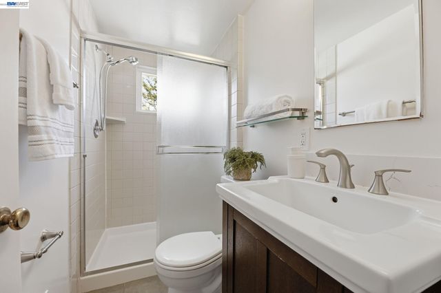 1649 Julian Dr, El Cerrito, CA 94530