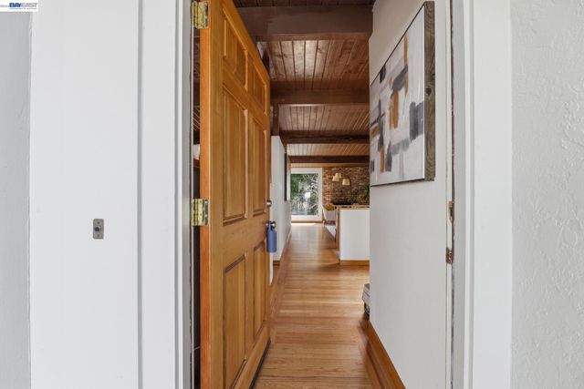 1649 Julian Dr, El Cerrito, CA 94530