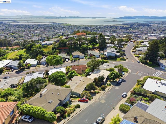 1649 Julian Dr, El Cerrito, CA 94530