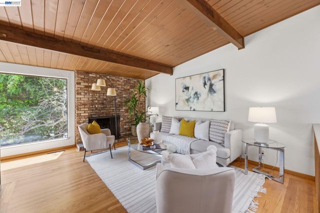 1649 Julian Dr, El Cerrito, CA 94530