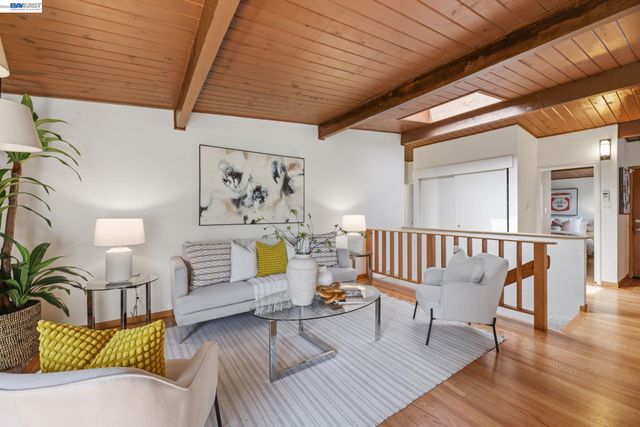 1649 Julian Dr, El Cerrito, CA 94530