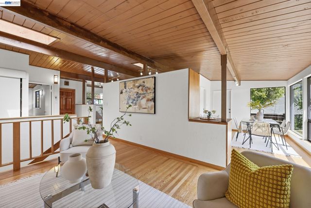 1649 Julian Dr, El Cerrito, CA 94530