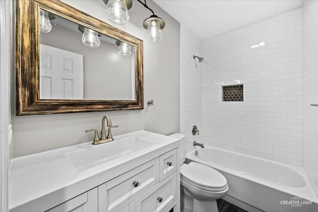 1114 S President Street, Wheaton, IL 60189