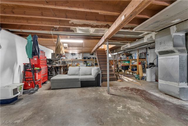 14221 Birch Road, East Liverpool, OH 43920