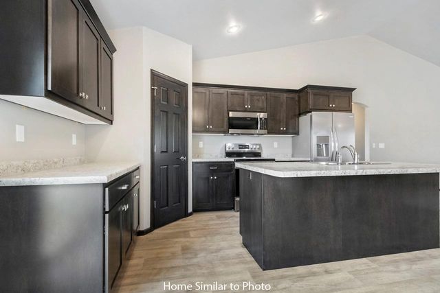 1278 PUTNAM DRIVE, Pulaski, WI 54162