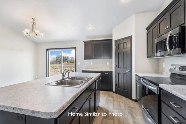 1278 PUTNAM DRIVE, Pulaski, WI 54162