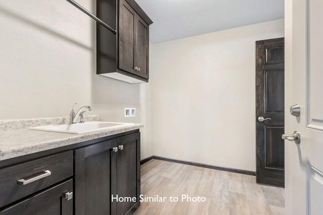 1278 PUTNAM DRIVE, Pulaski, WI 54162
