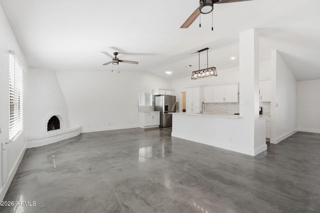 10795 E BECKER Lane, Scottsdale, AZ 85259