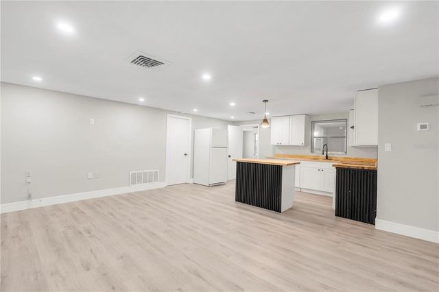 9135 SUFFOLK LANE, Port Richey, FL 34668