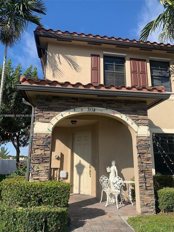 3551 W 89th Pl 3551, Hialeah, FL 33018